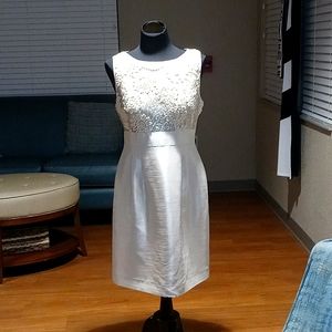 Tahari by Arthur Levine Cocktail dress